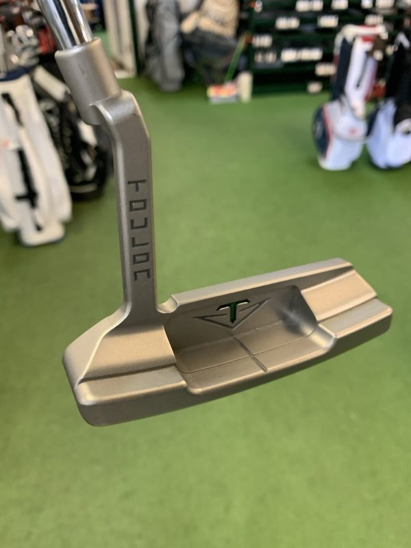 Tour-Issue-Odyssey-Toulon-Garage-San-Diego-Fly-Milled-Face-Putter-355-RH-357334008528-3