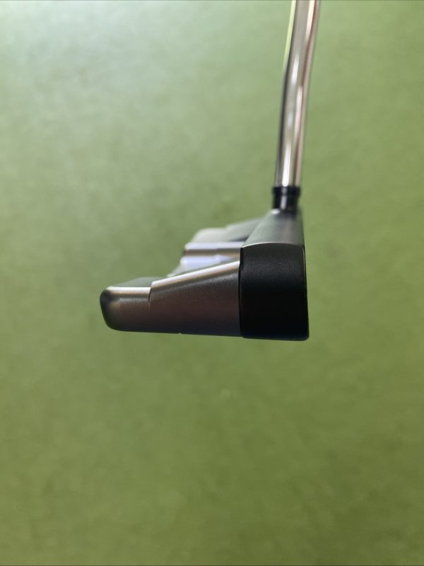 Tour Issue Odyssey Triple Wide Tri Hot 5K 35” Putter - Image 5