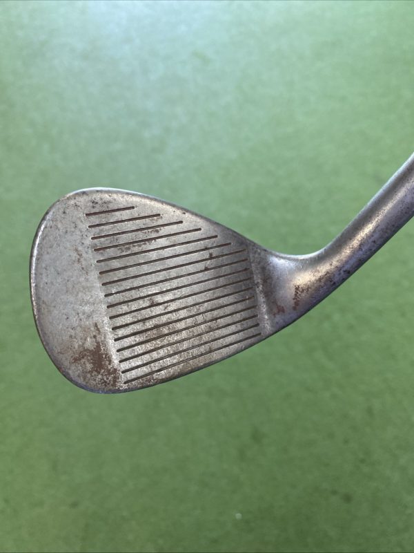 Used Cleveland Tour Action Reg 588 Raw 45* Pitching Wedge Dynamic Gold Stiff