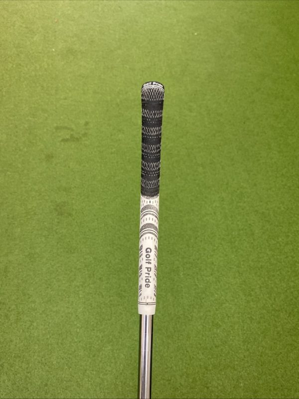 Used RH Callaway Big Bertha 22* 4 Hybrid Recoil 60g Graphite Regular Flex - Image 9