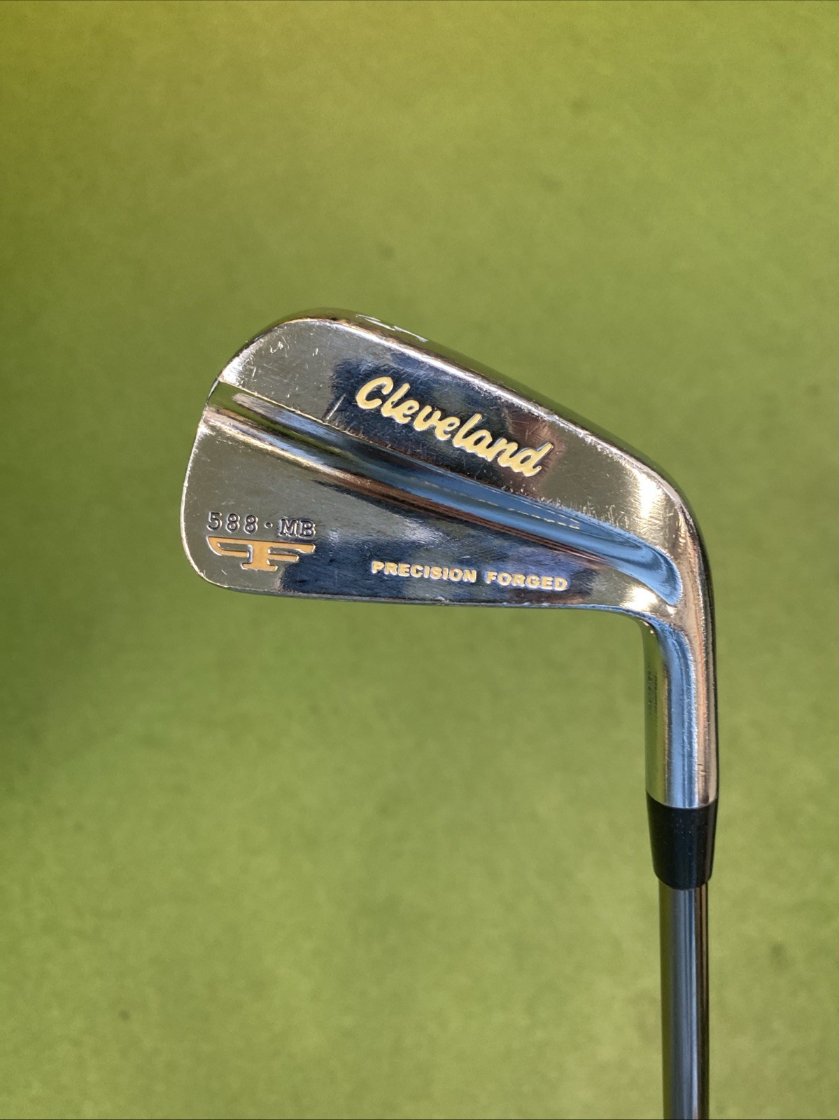 Used RH Cleveland 588 MB Iron Set 5-PW Recoil 95g Stiff Flex Graphite - Image 3
