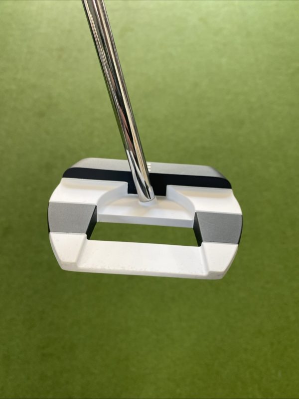 Used RH Odyssey Ai-One Square 2 Square Jailbird 34” Mallet Putter + HC - Image 6