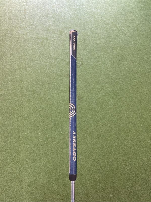 Used RH Odyssey Two Ball Ten 40” Armlock Mallet Putter - Image 10