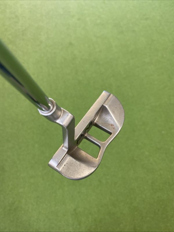 Used RH Ping B60 V2 35.5” Blade Putter