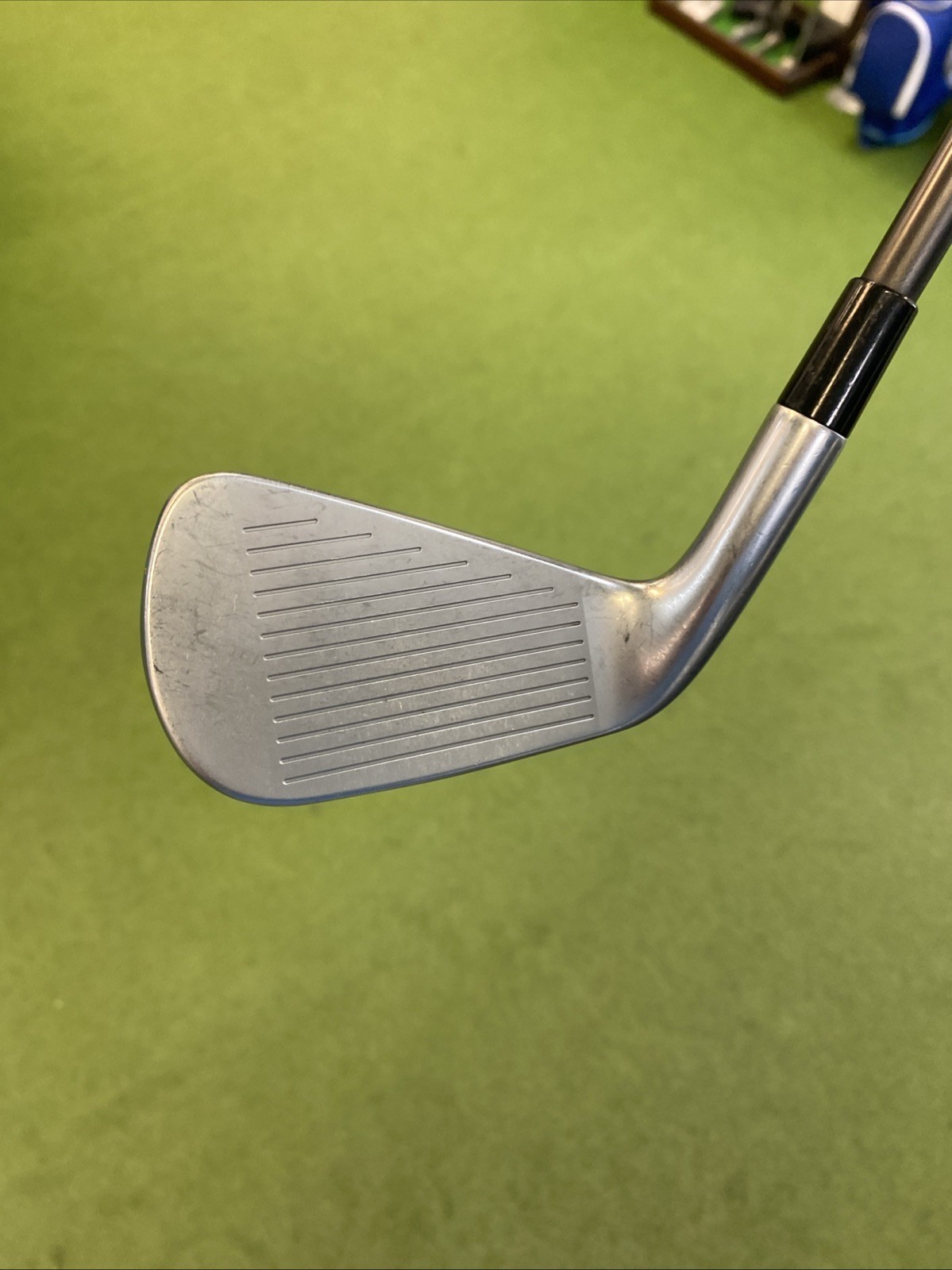 Used RH TaylorMade P790 Iron Set 5-PW Recoil ES 60g Regular Flex Graphite - Image 4