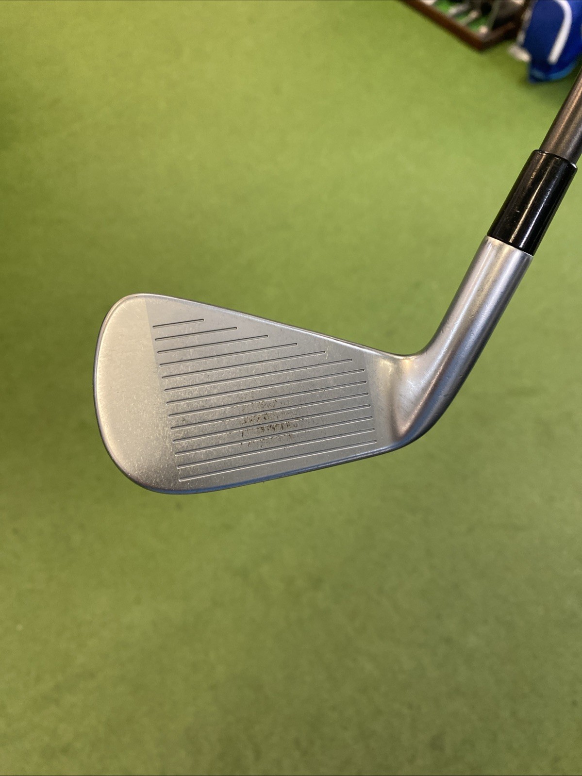 Used RH TaylorMade P790 Iron Set 5-PW Recoil ES 60g Regular Flex Graphite - Image 6