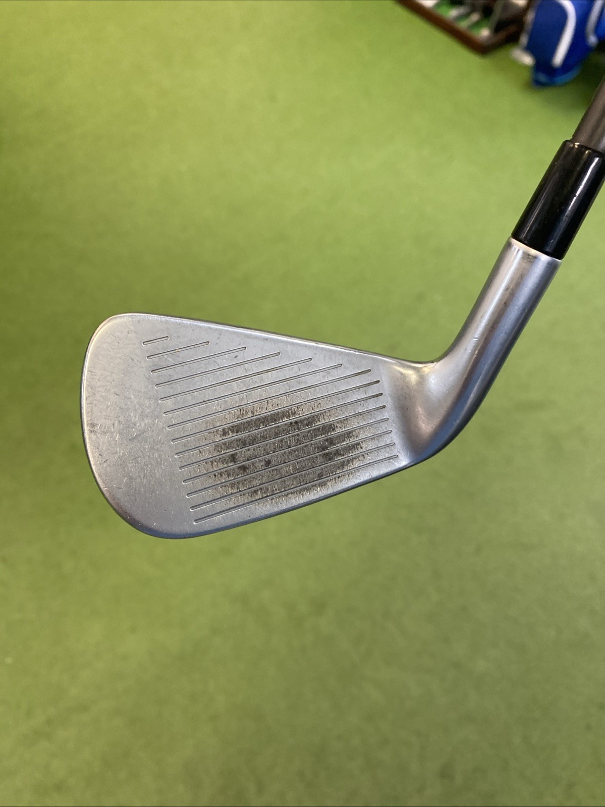 Used RH TaylorMade P790 Iron Set 5-PW Recoil ES 60g Regular Flex Graphite - Image 8