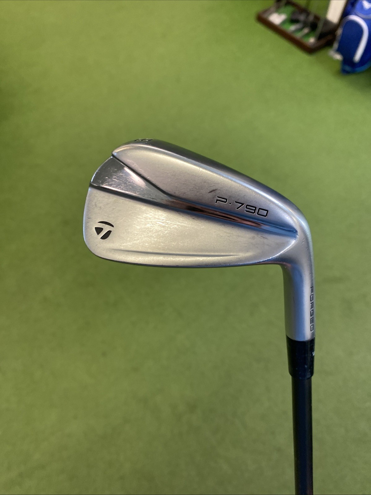 Used RH TaylorMade P790 Iron Set 5-PW Recoil ES 60g Regular Flex Graphite - Image 9