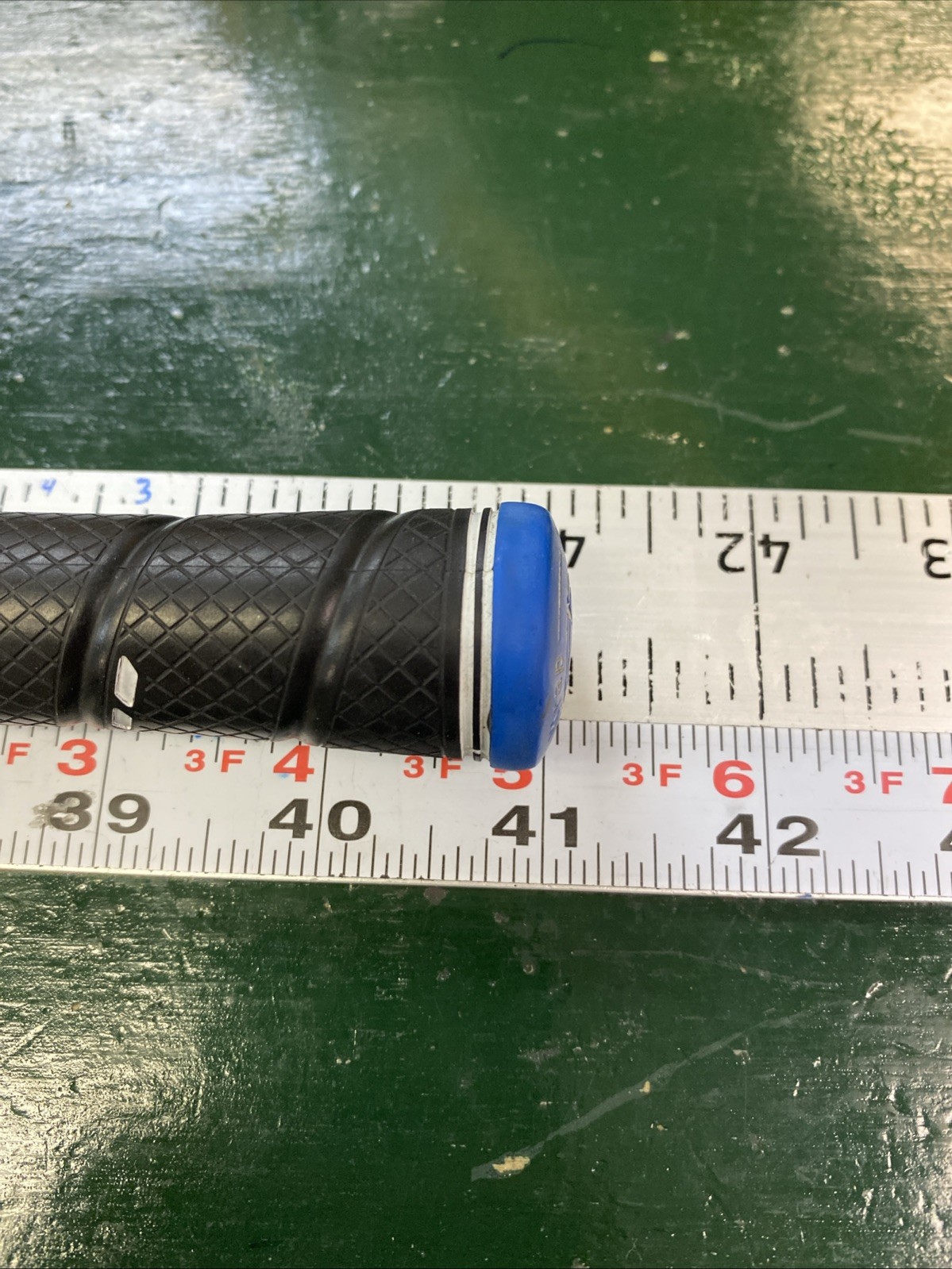 Used RH TaylorMade SIM Max 19* 3 Hybrid LA Golf Tour AXS 85g Graphite Stiff Flex - Image 11