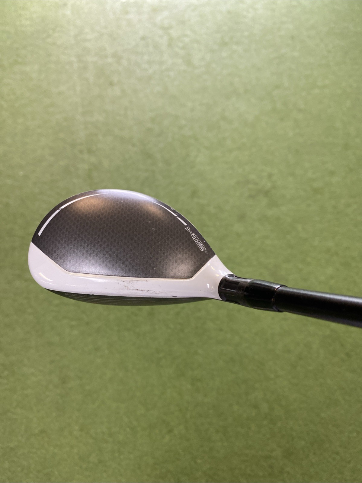 Used RH TaylorMade SIM Max 19* 3 Hybrid LA Golf Tour AXS 85g Graphite Stiff Flex - Image 6