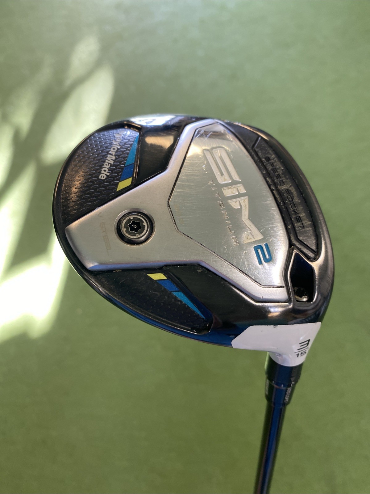 Used RH TaylorMade SIM2 Titanium 15* 3-Wood HZRDUS RDX 75g Stiff Flex - Image 3