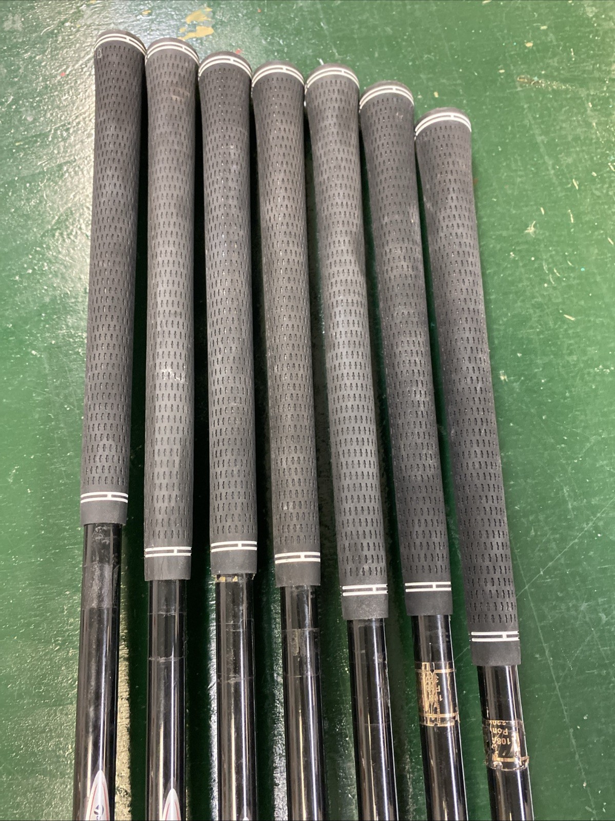 Used RH TaylorMade r7 CGB Iron Set 7-PW-GW-SW R7 55g Regular Flex Graphite - Image 18