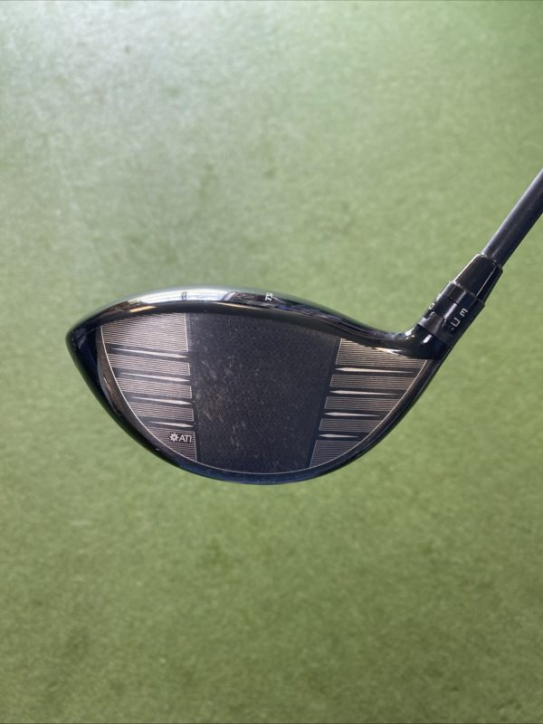 Used RH Titleist TSi2 9* Driver Accra Tour Z LS 55g Graphite Stiff Flex - Image 4