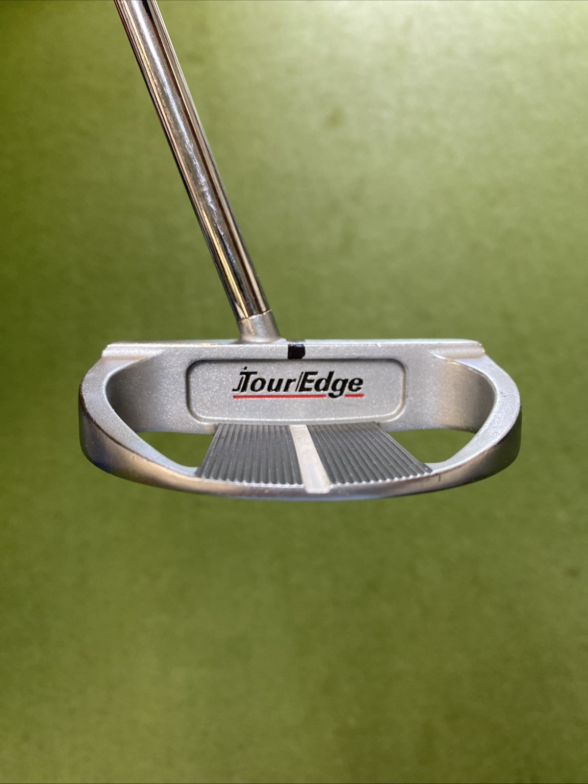 Used RH Tour Edge Road 304SS 35” Center Shaft Putter - Image 6