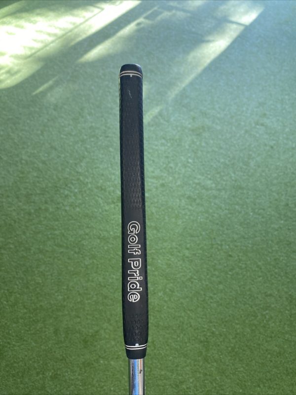 Limited-Edition-TaylorMade-Rossa-Maranello-36-Putter-Sergio-Garcia-6531000-356268549039-9