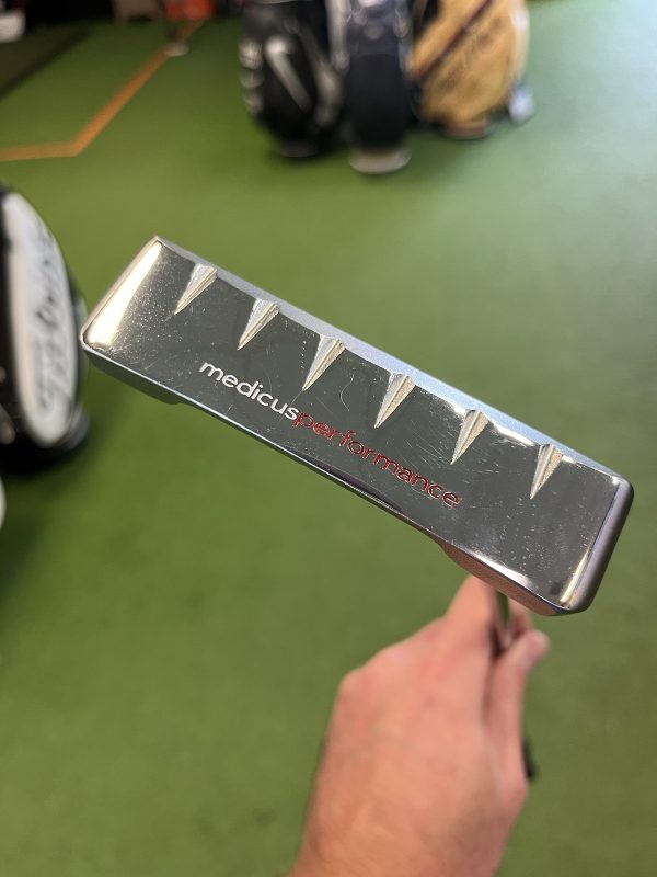 Medicus Overspin CB2 RH Putter