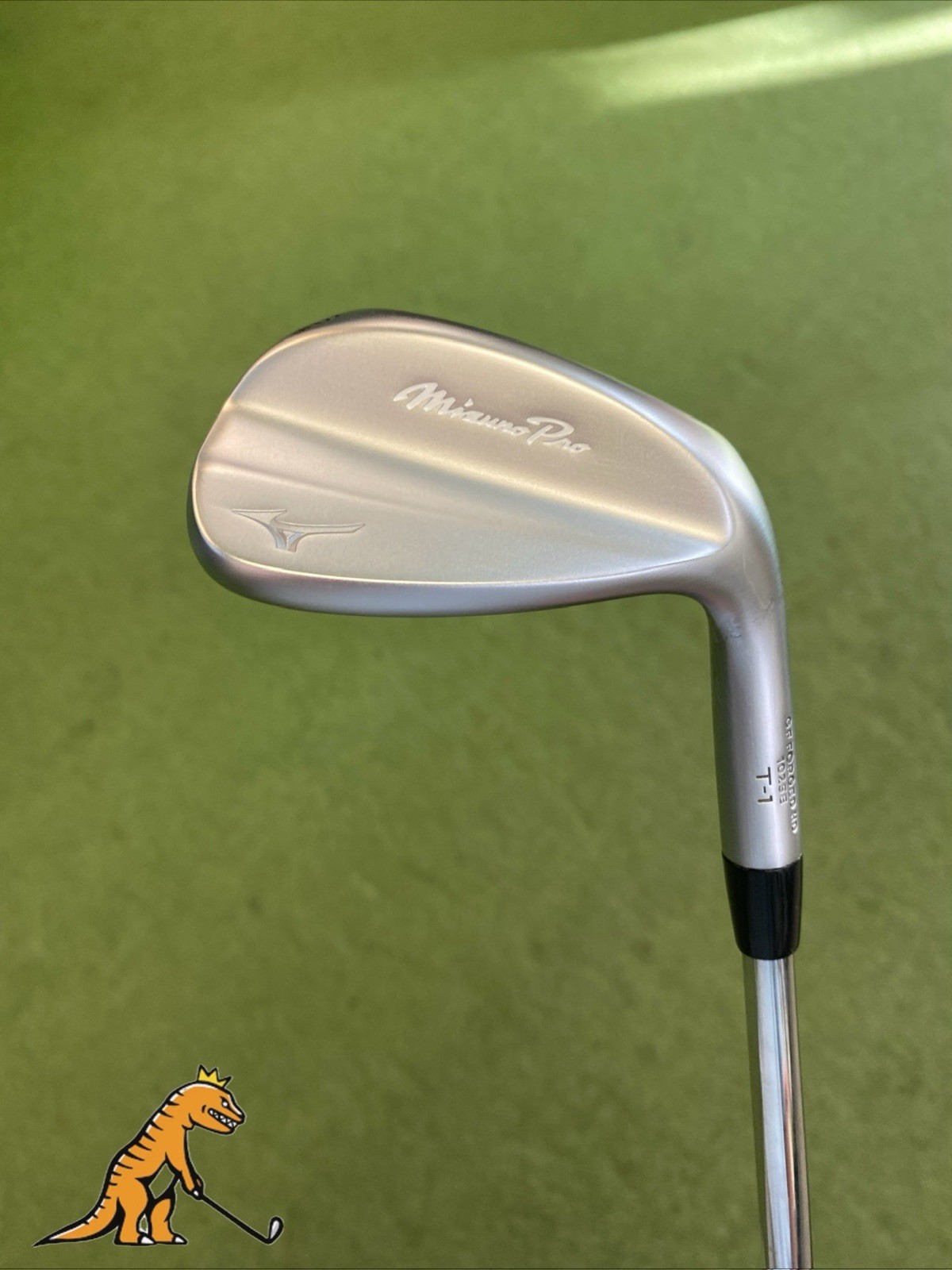 Mint Mizuno Pro T-1 48.10* Pitching Wedge Dynamic Gold Tour Issue Steel