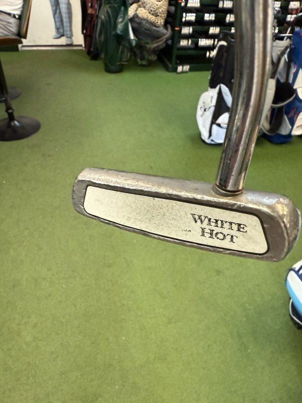 Odyssey-White-Hot-5-Putter-33-Right-Handed-357455194069-2