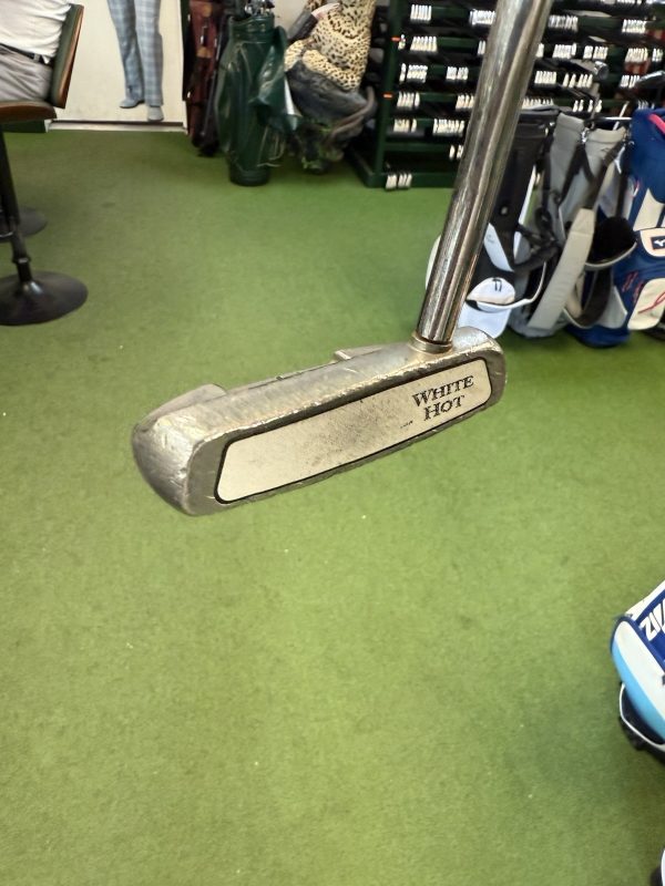 Odyssey-White-Hot-5-Putter-33-Right-Handed-357455194069-3
