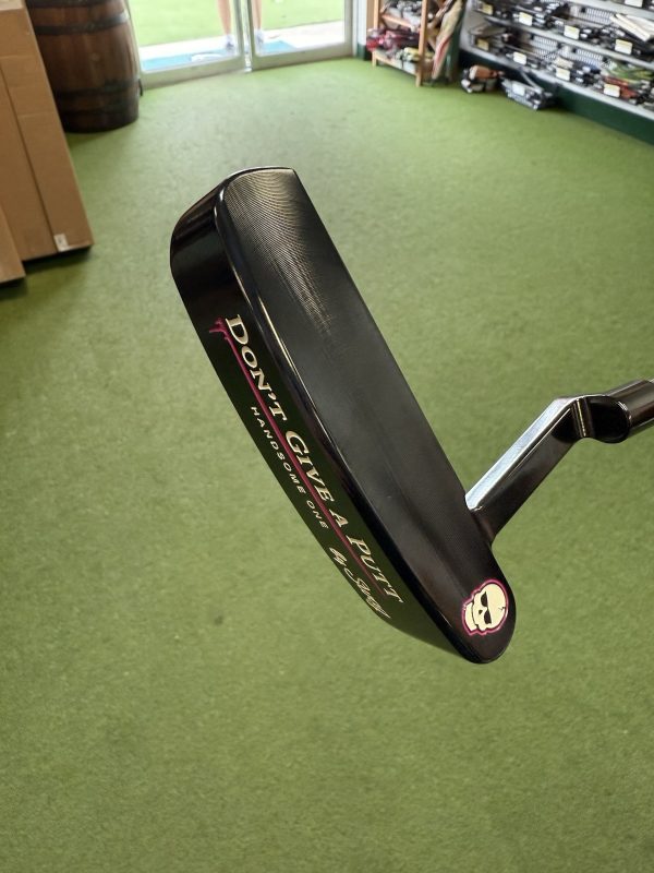 SWAG GOLF DGAP CARBON BLACK OXIDE- HANDSOME ONE PUTTER 34” Right Handed - Image 3