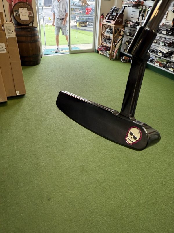 SWAG GOLF DGAP CARBON BLACK OXIDE- HANDSOME ONE PUTTER 34” Right Handed - Image 8