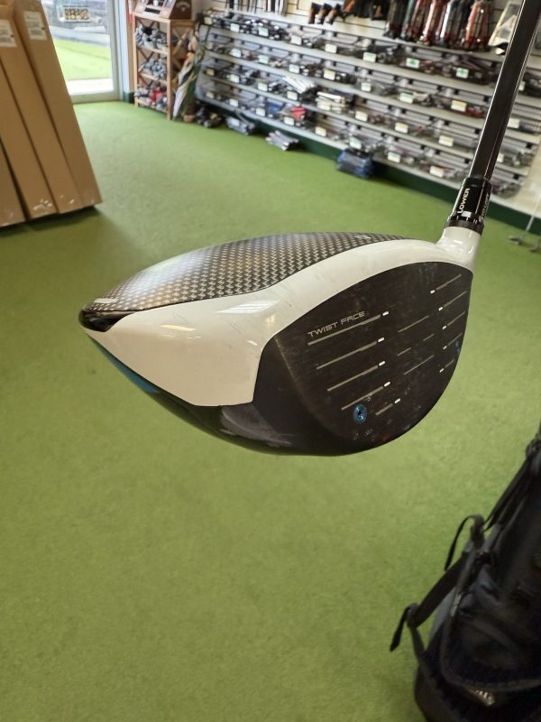 Taylormade Sim Max 10.5° Driver Bassara 42g Lite Flex Right Handed - Image 7