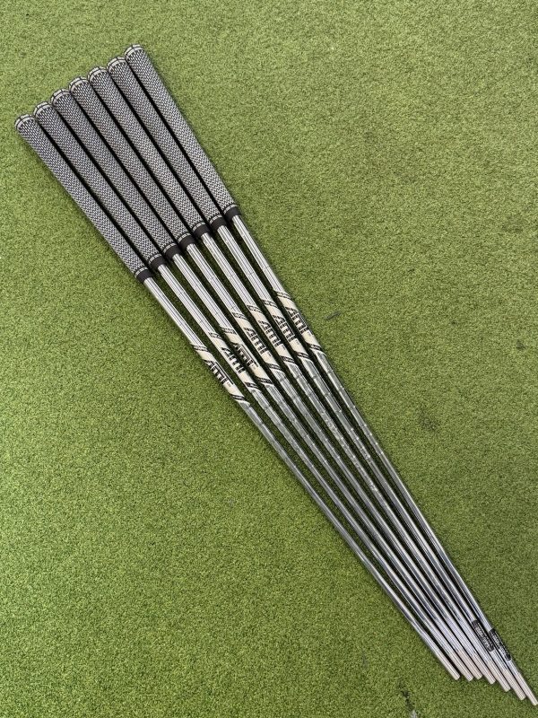 True Temper AMT Black R300 Iron Shaft Set 7 Shafts GW-5 Irons
