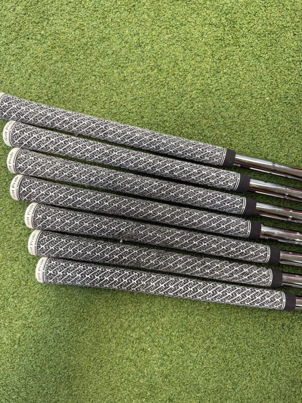 True Tempure X Seven Iron Shaft Set 7 Shaft Set - Image 6