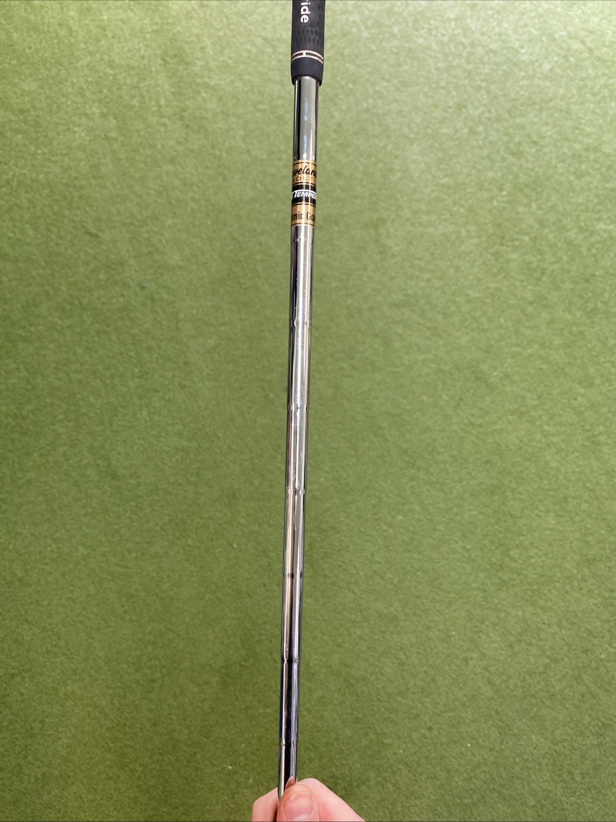 Used RH Cleveland CG10 CMM 46* Pitching Wedge Dynamic Gold S400 Steel - Image 5