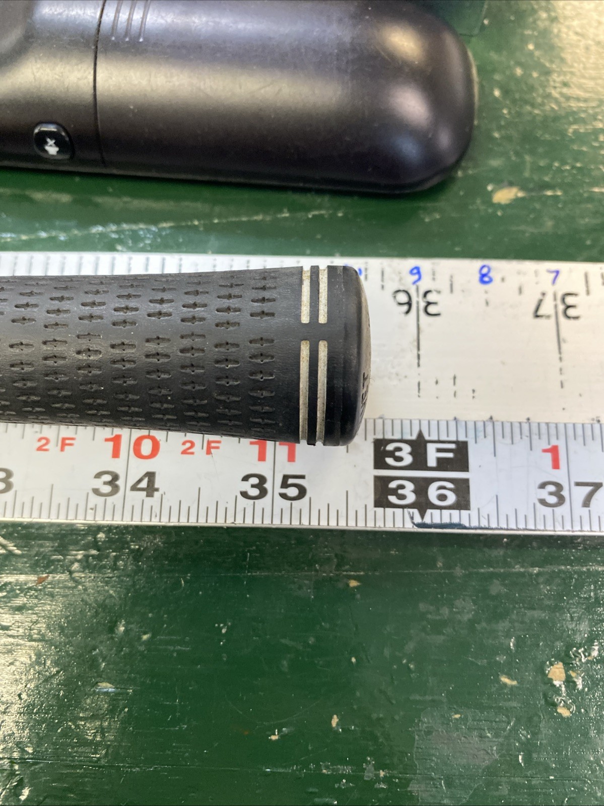 Used RH Cleveland CG10 CMM 46* Pitching Wedge Dynamic Gold S400 Steel - Image 9