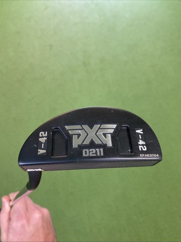 Used RH PXG 0211 V-42 35” Blade Putter + HC