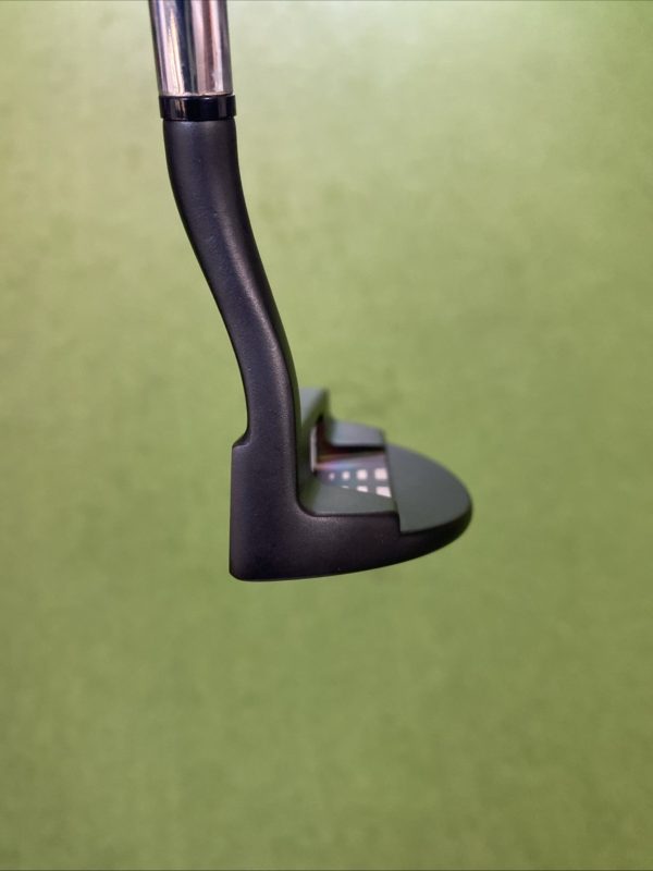 Used RH PXG 0211 V-42 35” Blade Putter + HC