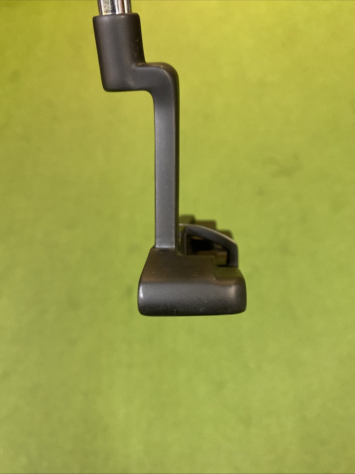 Used RH Ping Anser T Scottsdale TR Black 34” Blade Putter - Image 4