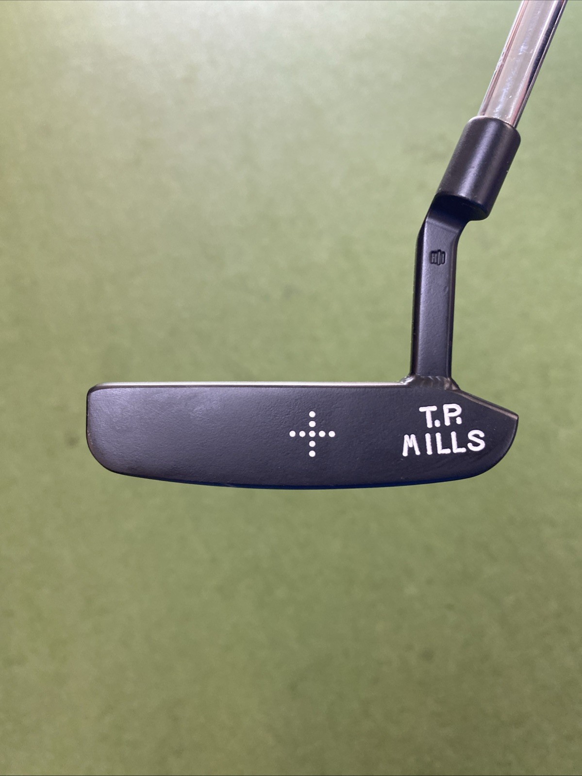 Used RH TP Mills Huey Select Tuscaloosa 35” Black Putter - Image 3