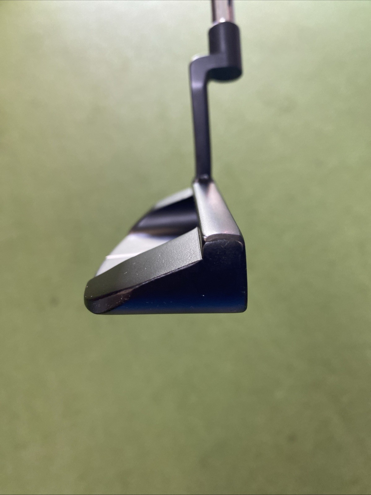 Used RH TP Mills Huey Select Tuscaloosa 35” Black Putter - Image 5