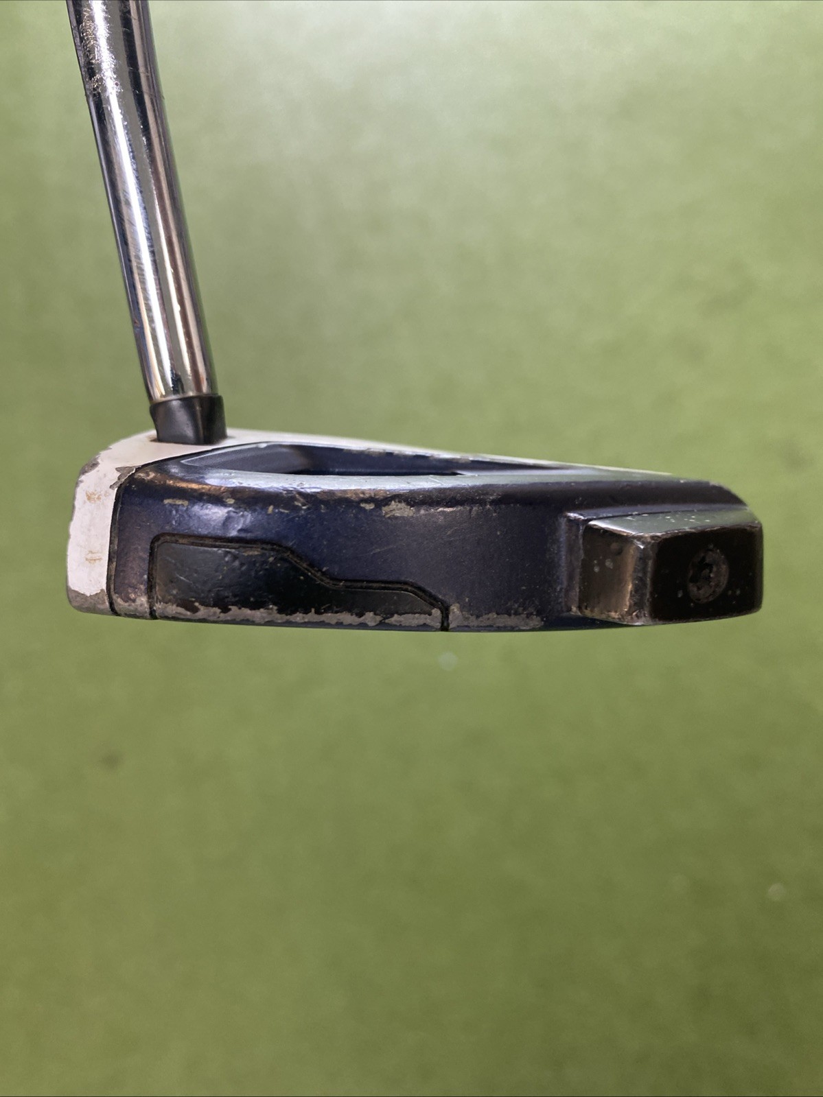 Used RH TaylorMade Spider EX Navy 35” Mallet Putter Double Bend - Image 4