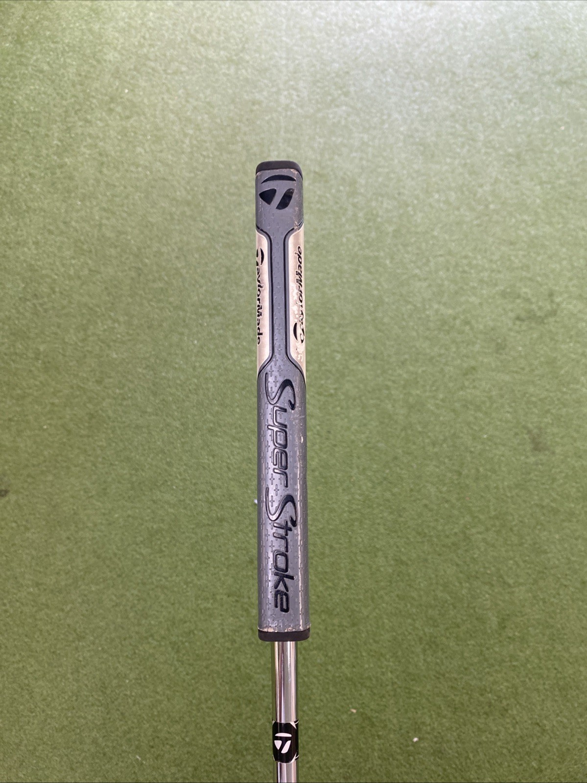 Used RH TaylorMade Spider EX Navy 35” Mallet Putter Double Bend - Image 10