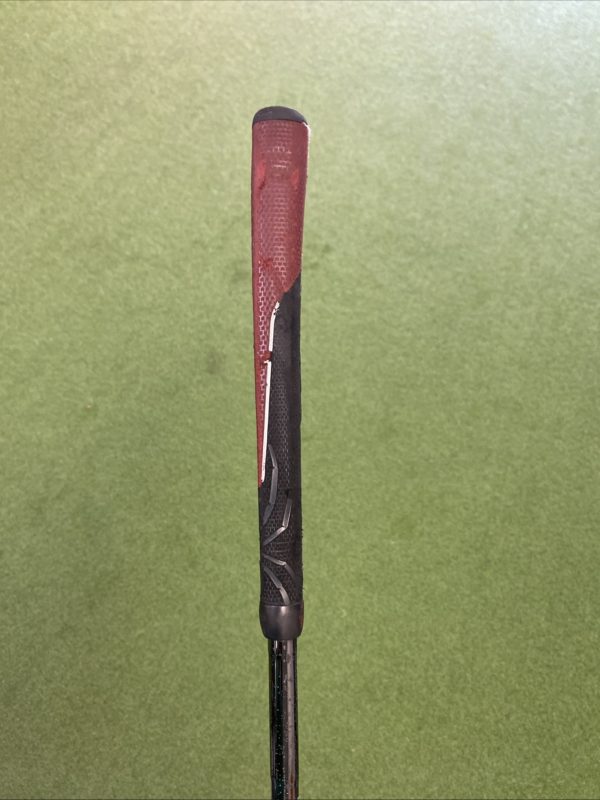 Used RH TaylorMade Spider Tour Red 34” Mallet Putter