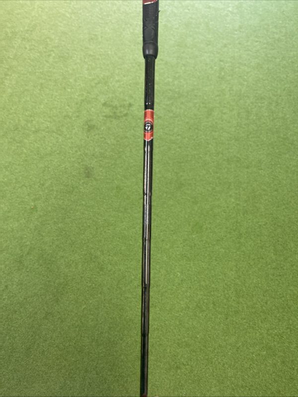 Used RH TaylorMade Spider Tour Red 34” Mallet Putter