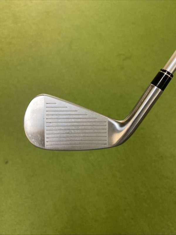 Used RH TaylorMade Stealth UDI 18* 2 Iron Aldila Ascent 100g Graphite - Image 4