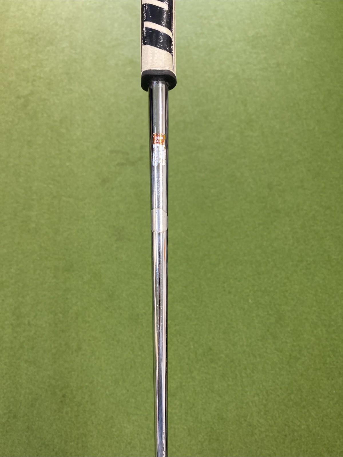 Used RH Titleist Scotty Cameron Select Golo Mid Black 37” Counter Balance Putter - Image 8